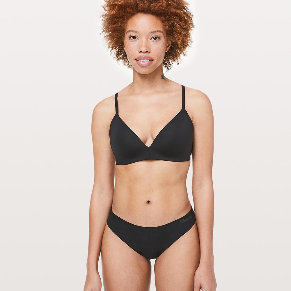Lululemon 100% "Take Shape Bra” Size 34C, Black,